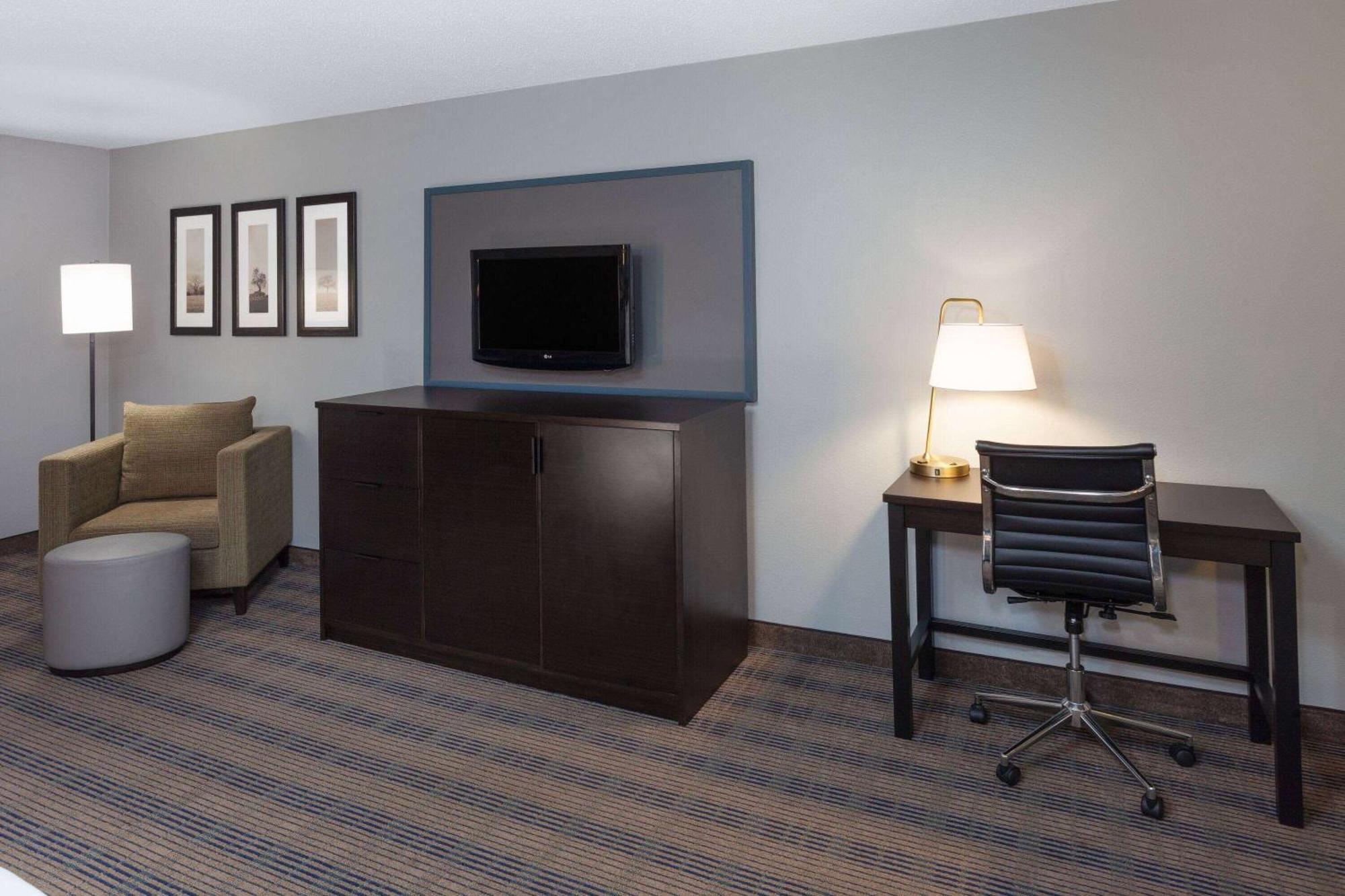 Americinn By Wyndham Peoria Exteriör bild