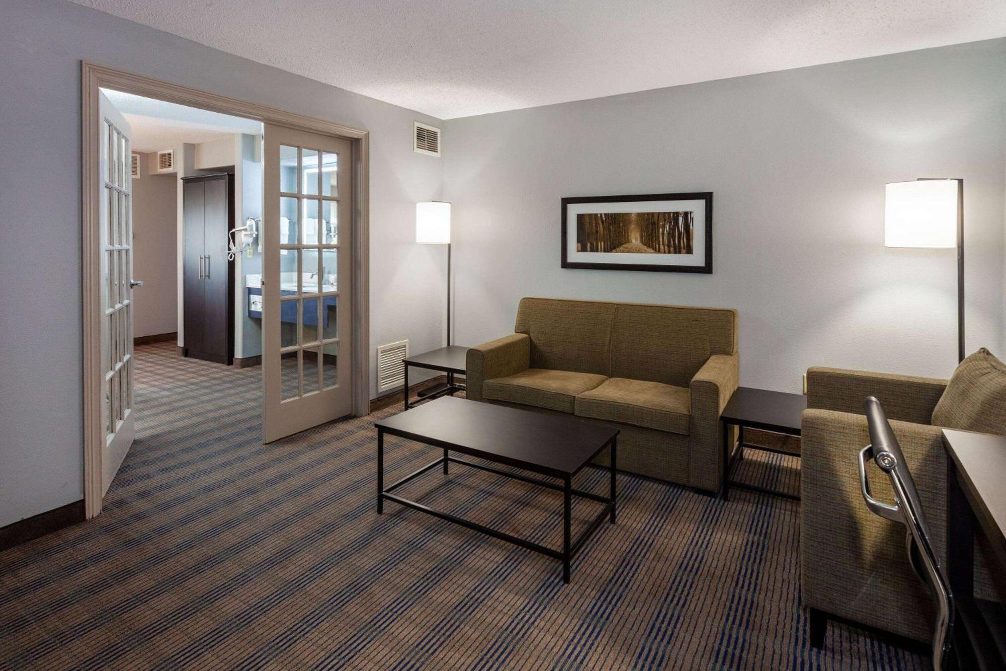 Americinn By Wyndham Peoria Exteriör bild