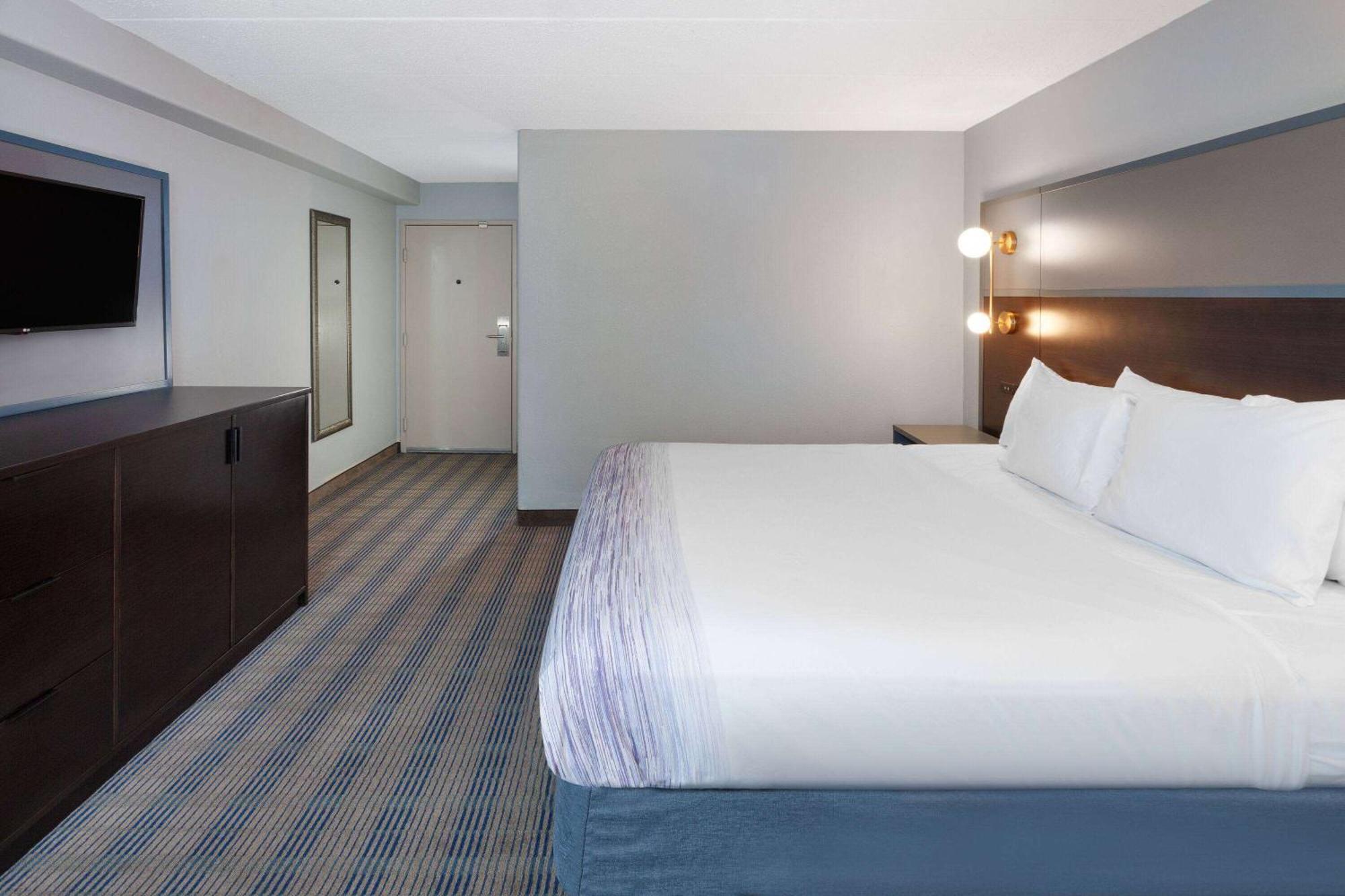 Americinn By Wyndham Peoria Exteriör bild