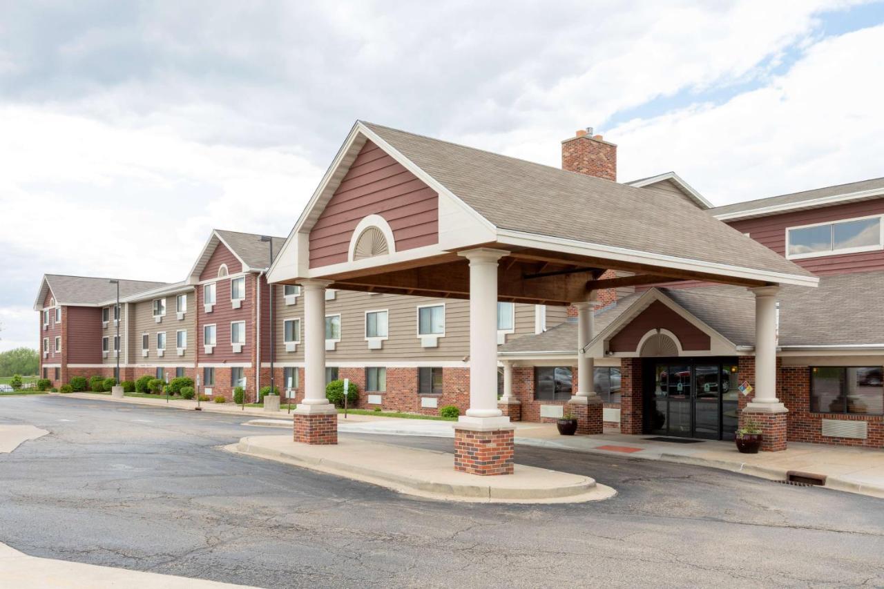 Americinn By Wyndham Peoria Exteriör bild